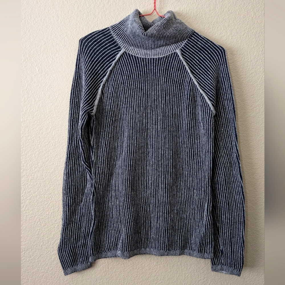 Abercrombie & Fitch Sweater Women's Small Cut Out Ribbed Turtleneck Long Sleeve